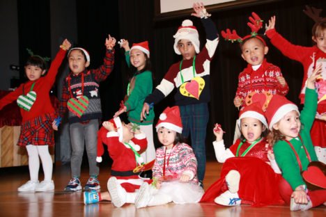 CHRISTMAS PERFORMANCE
